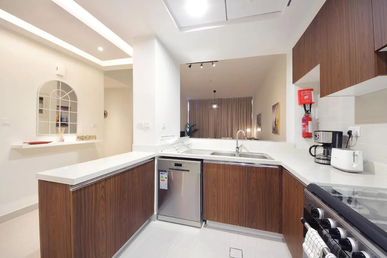 Apartamento Luxury Staycation - Park Gate Residences Tower B Dubái