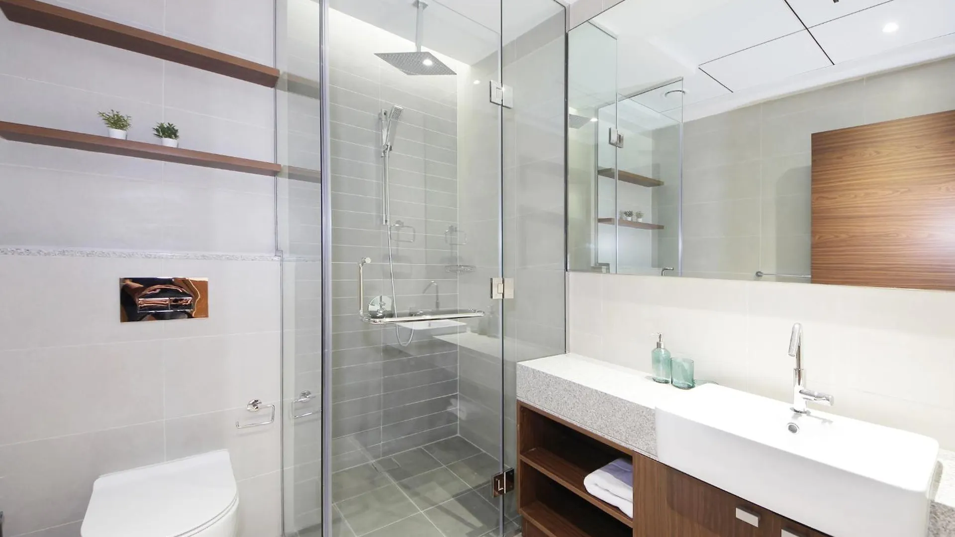 Luxury Staycation - Park Gate Residences Tower B Dubái